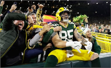 FOTO: AP - Packers derrotan a Panthers en el arranque de la Semana 8 de la NFL
