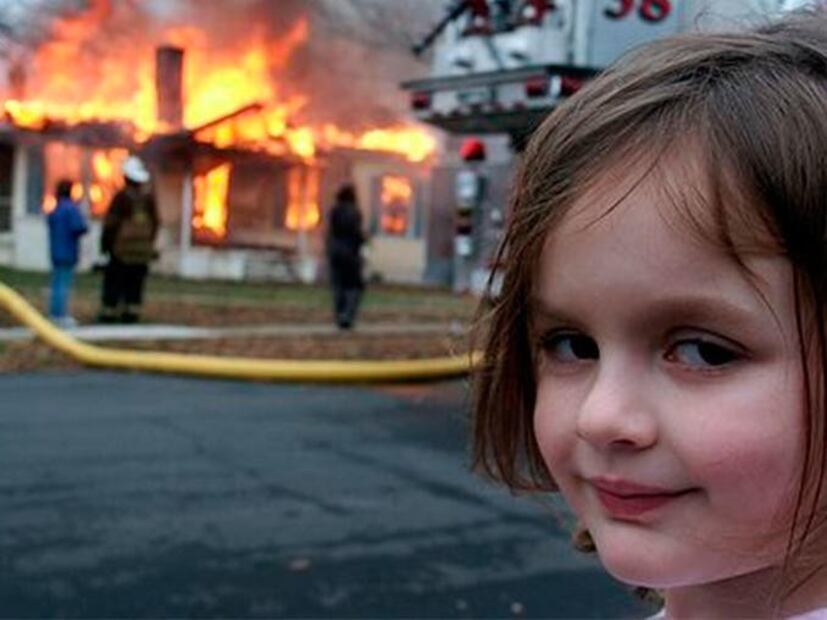 Así luce Zoe, protagonista del meme de la "niña desastre"