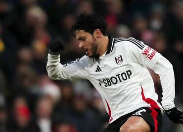 Raúl Jiménez poco pudo hacer en el empate sin goles entre Fulham y Southamptom