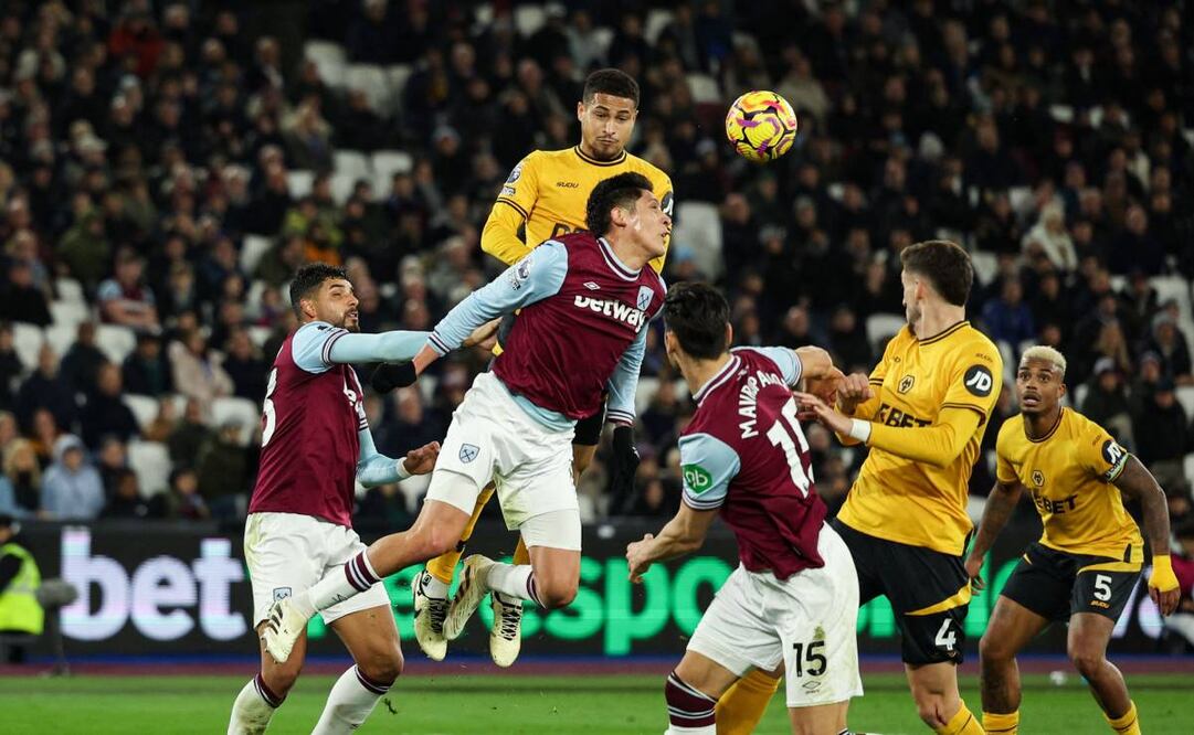 La presión sigue aumentando sobre el entrenador Gary O'Neil. Foto: AFP.