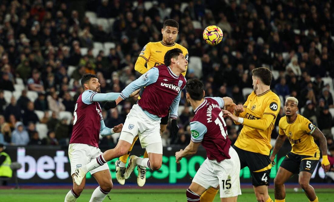 La presión sigue aumentando sobre el entrenador Gary O'Neil. Foto: AFP.