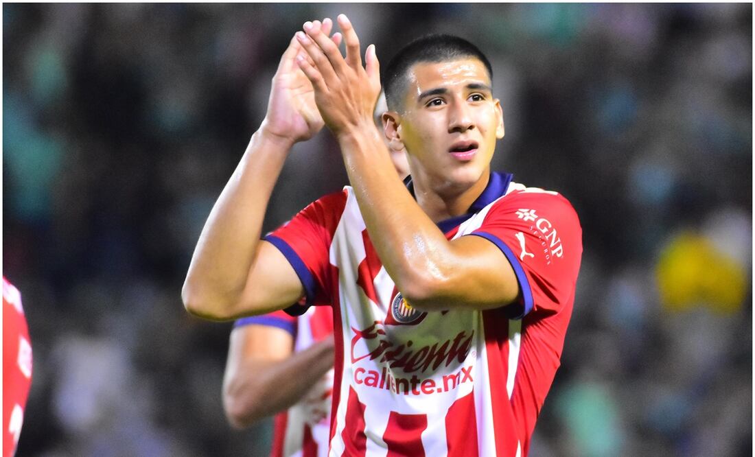 Raúl Martínez con Chivas / FOTO: @Imago7