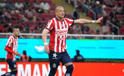 Chicharito Hernández será titular con Chivas ante Necaxa; Luis Romo, a la banca