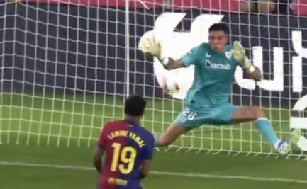 Álex Padilla protagoniza una sorprendente atajada contra el Barcelona