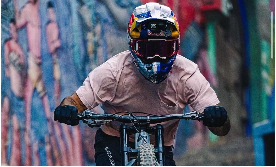 Ciclista de Red Bull downhill México / FOTO: Red Bull México