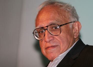 Carlos Monsiváis: 10 intimidades de “Monsi”, el amante de los gatos