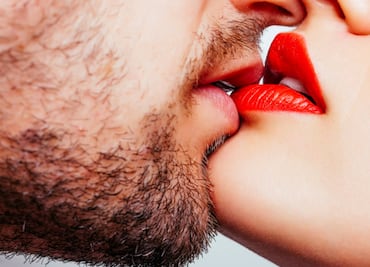 10 enfermedades que se contagian al besar