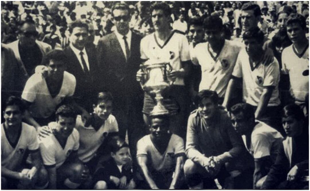 América campeón 1965-1966 / FOTO: Especial