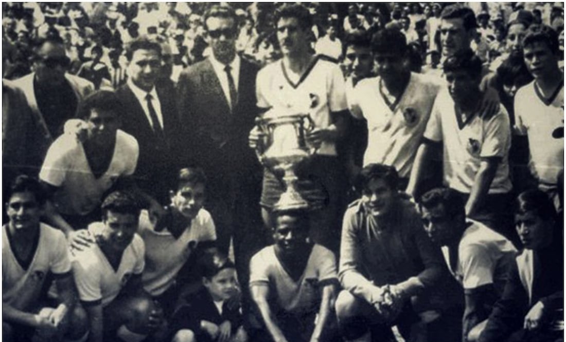 América campeón 1965-1966 / FOTO: Especial