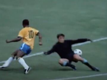 Pelé firmó el 'gol que no fue' con una soberbia jugada ante Uruguay en Mundial de México 70