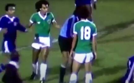 Hugo Sánchez humilló a El Salvador con una declaración: "Juegan con una pelota cuadrada"