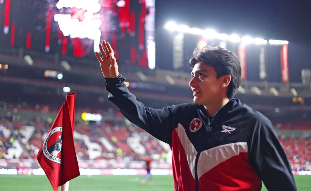 Gil Mora con la afición de Xolos de Tijuana / Foto: Imago 7