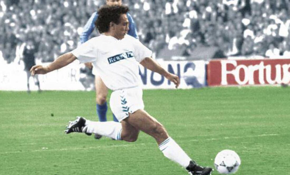 Hugo Sánchez siempre reprochó que no tenía en México a compañeros como los que sí tuvo en el Real Madrid: Foto: Real Madrid