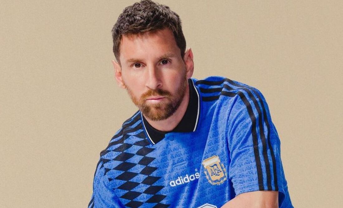 La última camiseta que utilizó en un mundial Maradona saldrá a la venta en diciembre. Fuente: Instagram @adidasfootball