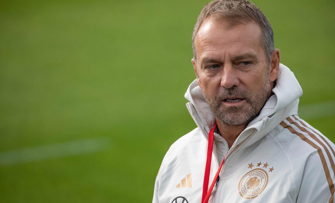 Hansi Flick durante un entrenamiento con Alemania - Foto: AFP