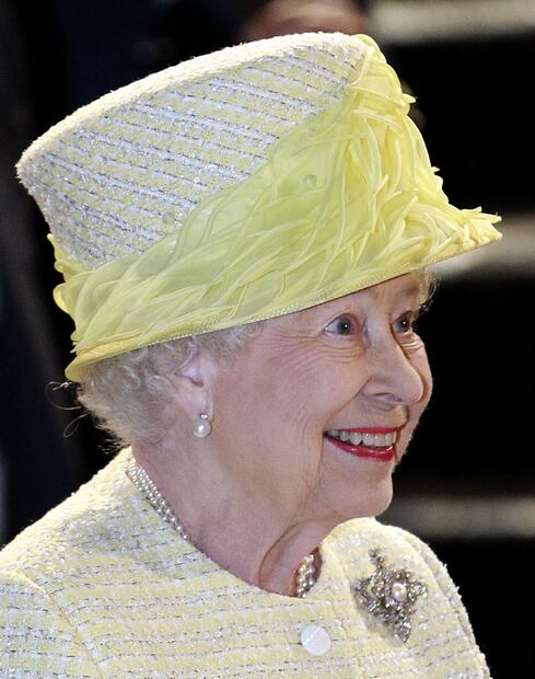 Los 6 atentados mortales que ha sufrido la Reina Isabel II