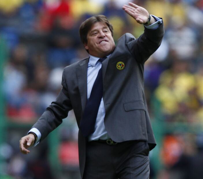 Miguel Herrera llegó en el 2012 para dirigir por primera vez al América.  Foto: Imago7.