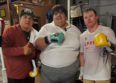 Canelo Álvarez y Eddy Reynoso ofrecen 50 mil dólares a influencer por bajar de peso