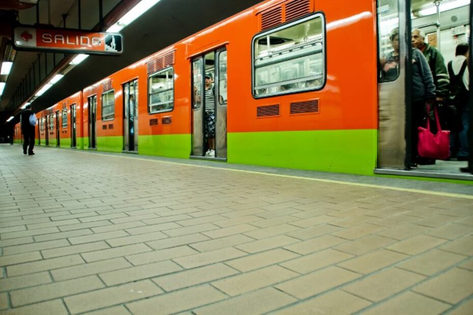 Chilpancingo, la primera estación del Metro de la CDMX que no acepta boletos físicos
