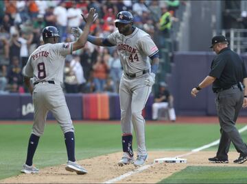 Los Astros trituraron a placer a los Rockies en el Estadio Alfredo Harp Helú