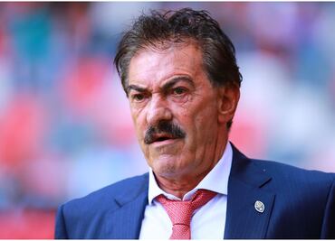 Ricardo La Volpe asegura que en Argentina no es nadie