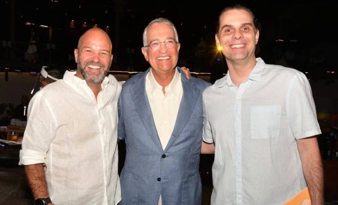 Ricardo Salinas Pliego está contento con el trabajo de Christian Martinoli y Luis García en YouTube. Foto: Especial