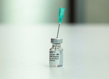 Europa aprueba vacunar con fármaco de Pfizer a niños de 12 a 15 años