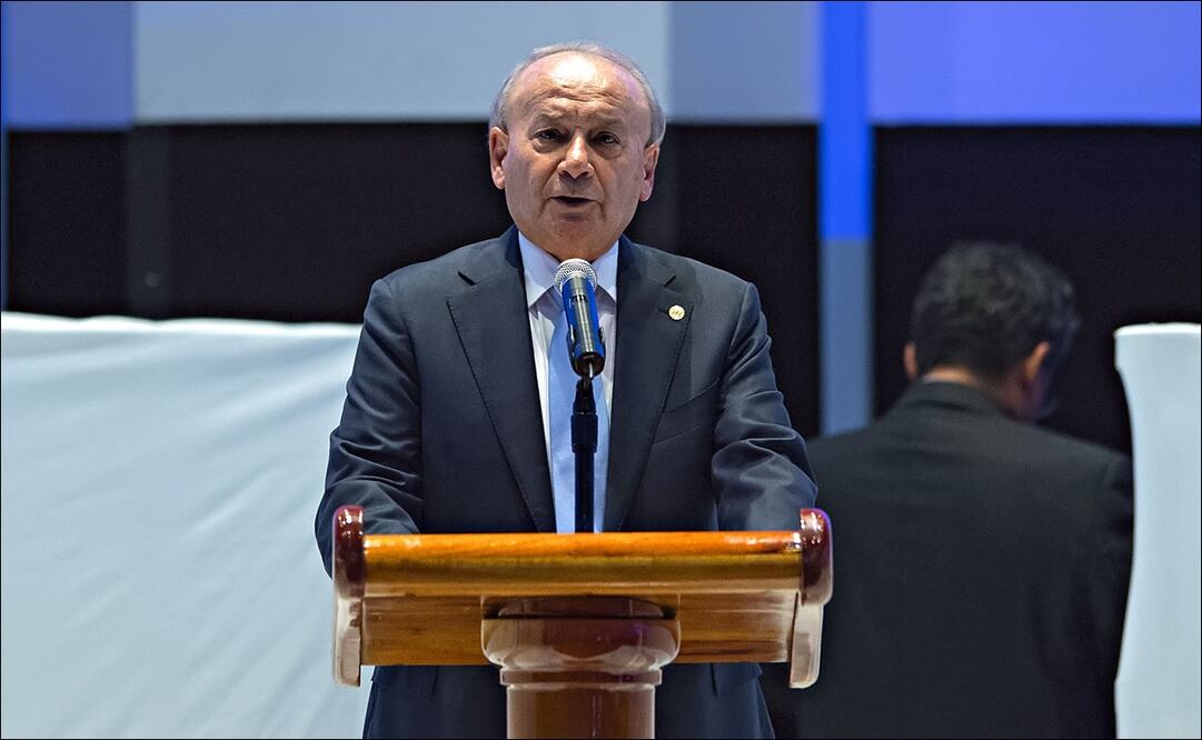 Guillermo Álvarez fue detenido por agentes de la FGR. FOTO: Imago7