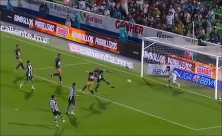 ¡Pumas se va 1-1 al descanso! "Chino" Huerta empató el duelo vs Santos previo al intermedio