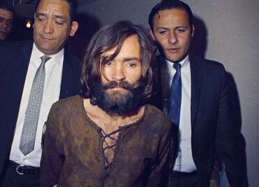 Charles Manson: La historia detrás de la mente del asesino