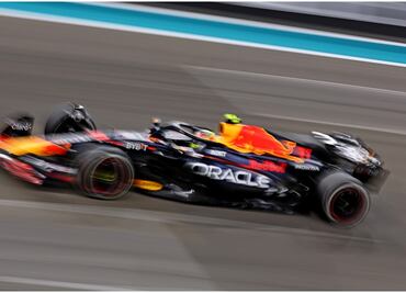 ¡Brutal! 'Checo' Pérez y la tremenda batalla que libró con Lando Norris... hubo choque