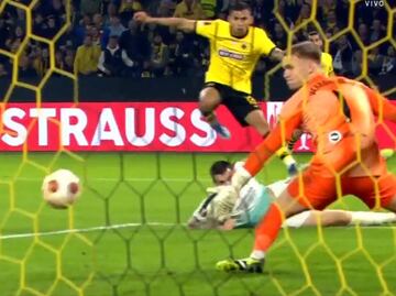 Orbelín Pineda falló la jugada de gol que pudo evitar la eliminación de AEK en Europa League