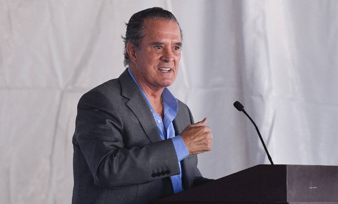 Raúl Orvañanos defendió sus narraciones, pese a que le hacen memes en redes sociales. Foto: Imago7