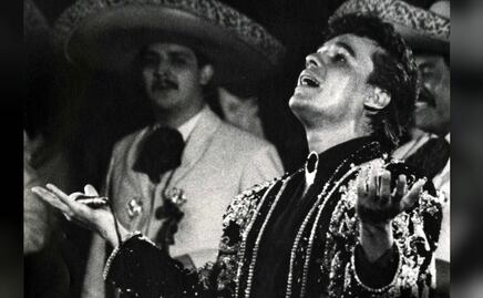 Así fue el polémico concierto de Juan Gabriel en Bellas Artes
