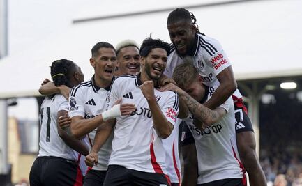 Raúl Jiménez anota un golazo de media vuelta con el Fulham ante Newcastle