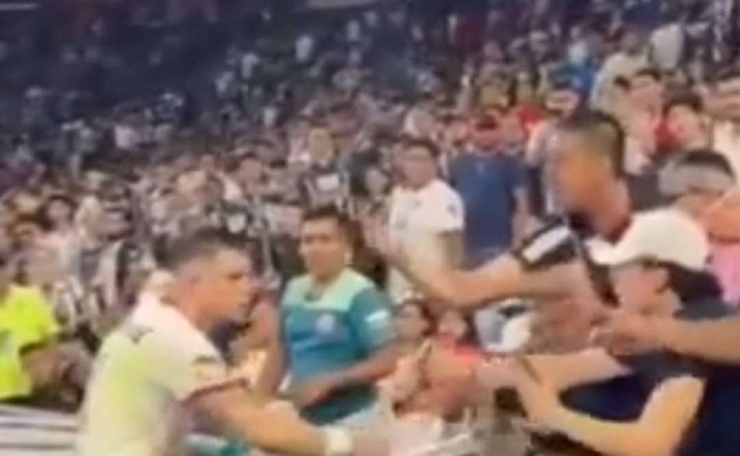 Aficionado le dijo y le hizo señas al portero brasileño. Foto: Especial.