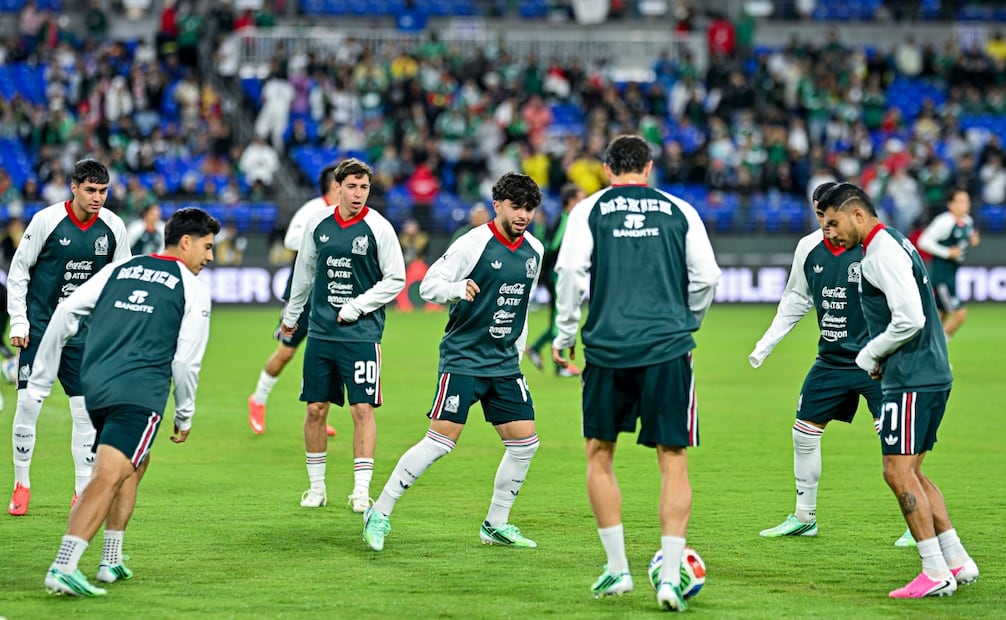 México en el calentamiento ante Colombia / Foto: Imago7
