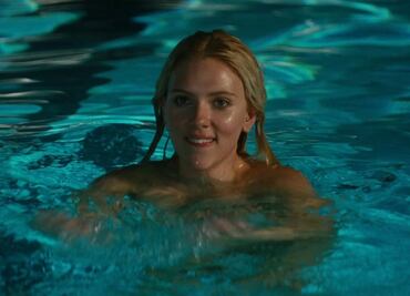 Gifs: 10 famosas sexys en traje de baño saliendo del agua