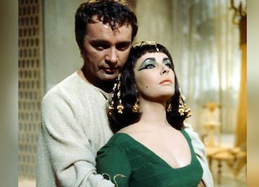 Cleopatra y Marco Antonio, un romance intenso que terminó en tragedia