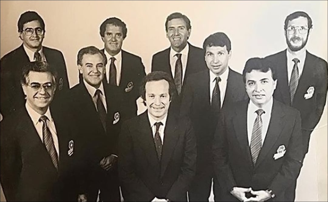 José Ramón Fernández junto y su equipo de comentaristas. FOTO: @joseramonfernandeza