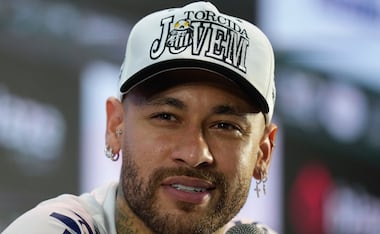 Neymar aparece en evento de póker bailando y cantando / Foto: AP
