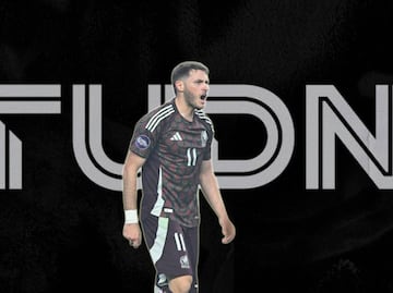 ¿Televisa tiene una campaña contra Santi Giménez? Imágenes exhiben a la telvisora