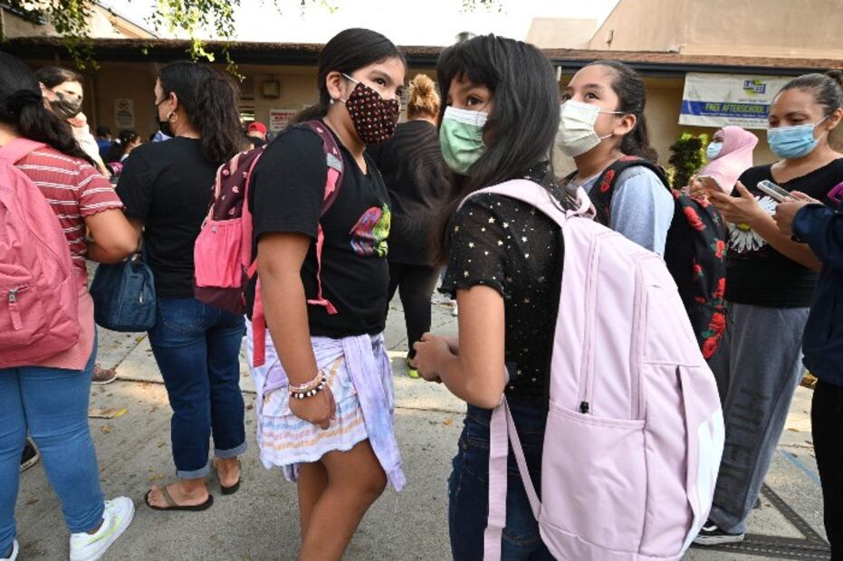10 memes que nos representan en el regreso a clases presenciales en México