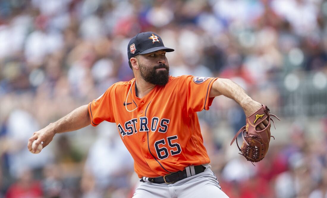 José Urquidy lanzando con los Astros de Houston / FOTO: AP