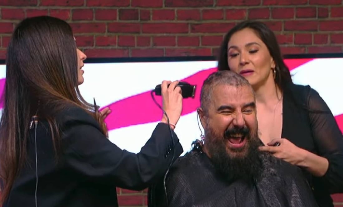 Álvaro Morales cumplió con su apuesta y fue rapado por Dionisio Estrada, Carolina Padrón y Desirée Monsiváis en pleno programa de ESPN. Foto: Especial