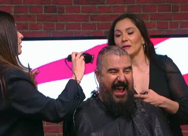 Álvaro Morales cumplió su apuesta y lo raparon en pleno programa de ESPN