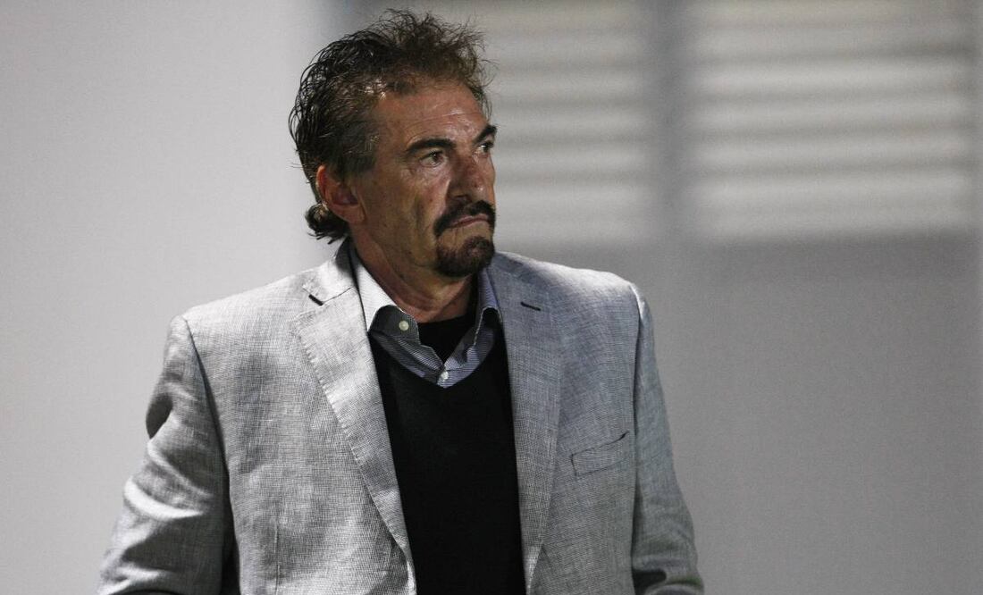 La Volpe está seguro que Boca pesa más que Chivas. Foto: Imago7.