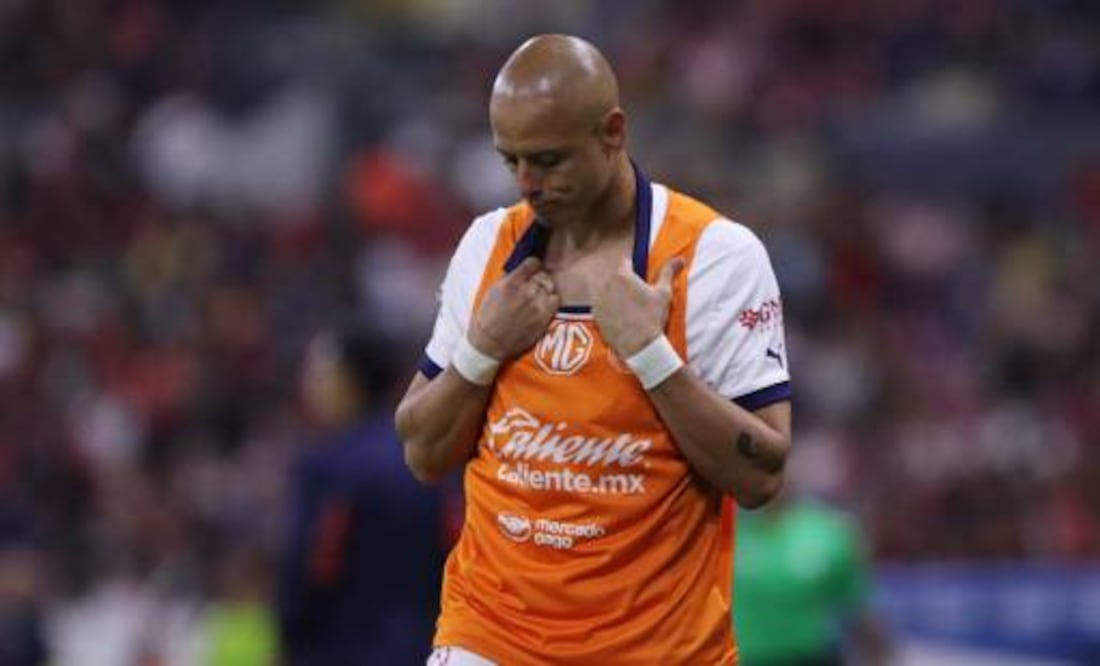 Chicharito atraviesa por el peor momento de su carrera profesional. Foto: Imago7