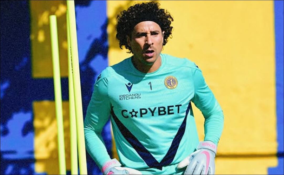 Guillermo Ochoa, durante un entrenamiento con el AEL Limassol. FOTO:  @ael_fc_official