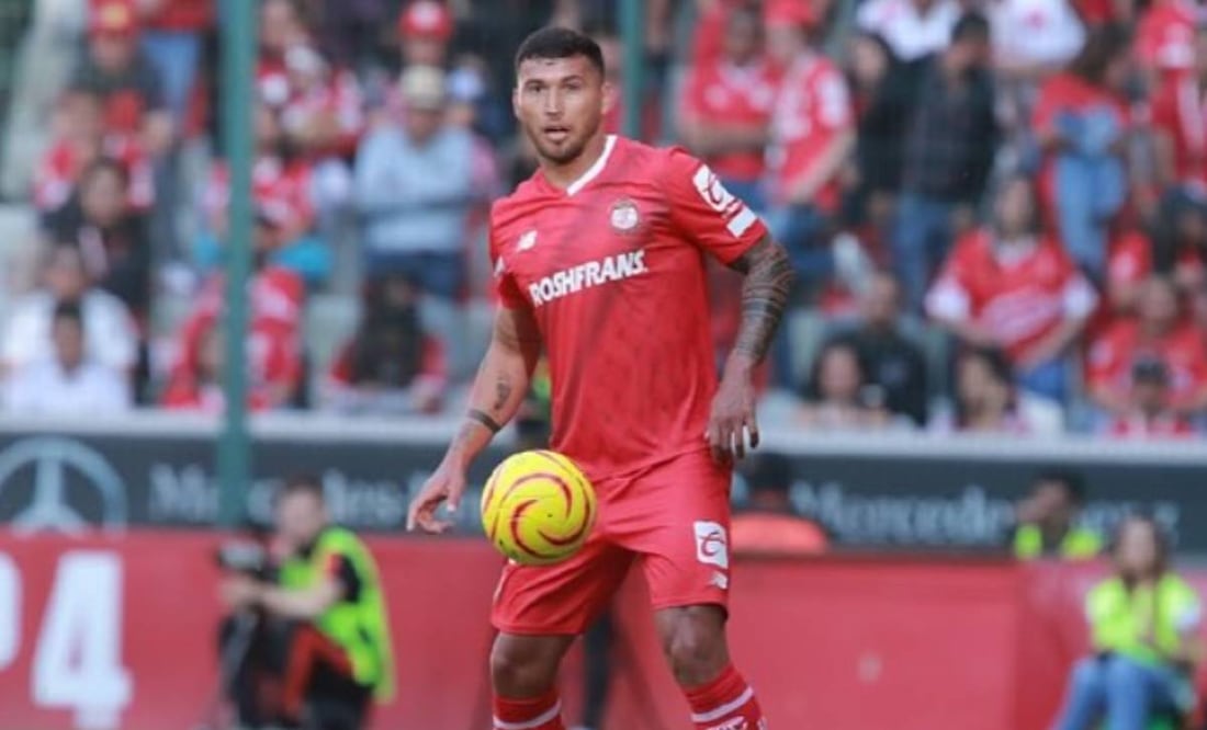 El defensor guaraní se mantiene a la expectativa de que pasará en su carrera. Foto: juanescobar05